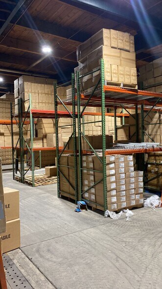 More Photos Of 293-309 Marshall St, Paterson Warehouse For Lease