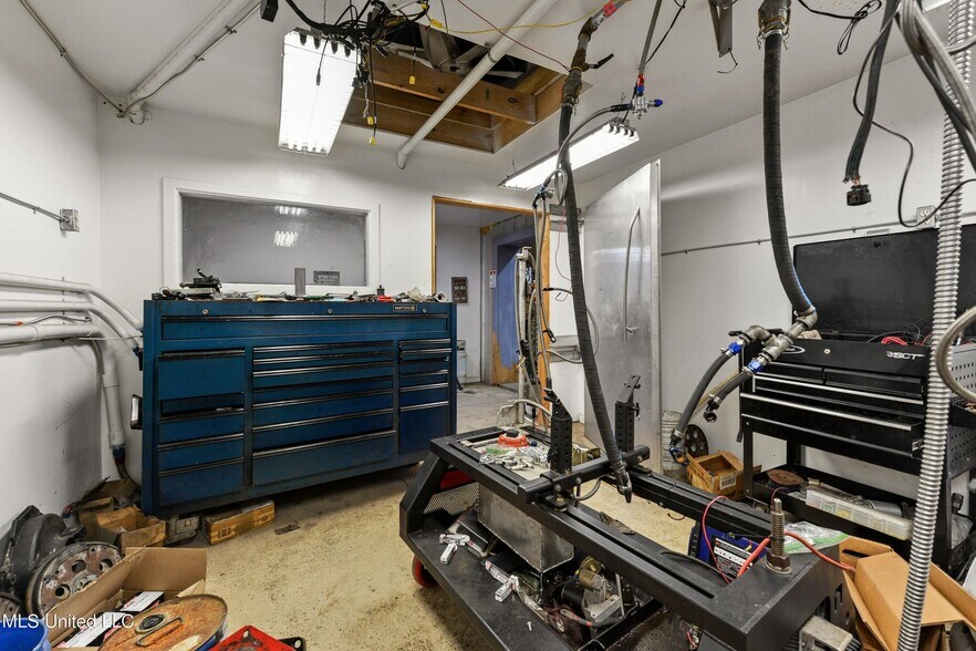 More Photos Of 526 Main St, Bay Saint Louis Warehouse For Sale