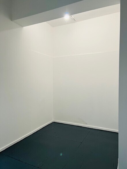 More Photos Of 1295 Alabama St, San Francisco Storefront Retail Residential For Lease