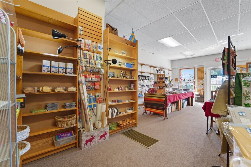 More Photos Of 316 High St, Fairport Harbor Storefront For Sale