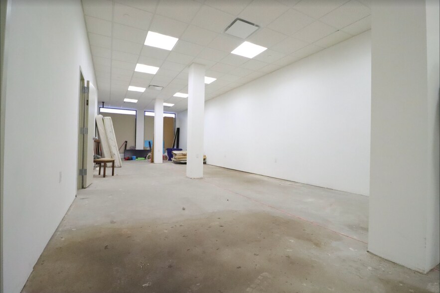 More Photos Of 61-19 Flushing Ave, Maspeth Storefront Retail Office For Lease