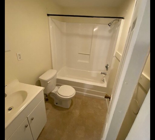 More Photos Of 209 E Loula St, Olathe Apartments For Sale