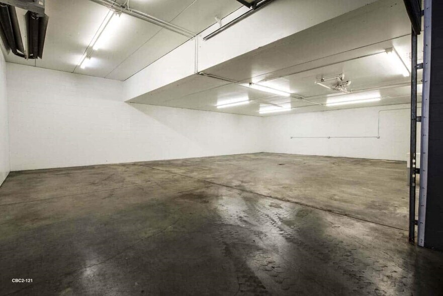 More Photos Of 6305 Cambridge St, Saint Louis Park Warehouse For Lease