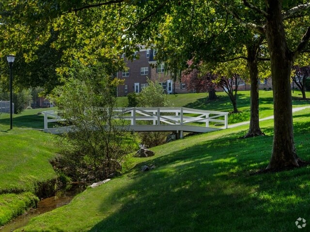 More Photos Of 10000 Greenside Dr, Cockeysville Apartments For Lease