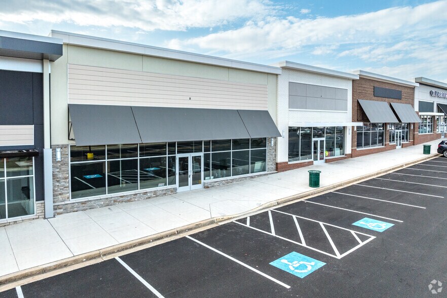 More Photos Of 122-150 Cranbrook Rd, Cockeysville Unknown For Lease