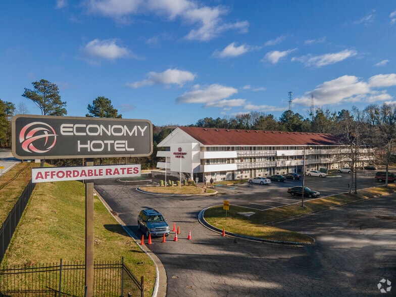 More Photos Of 4265 Shirley Dr, Atlanta Hotel For Sale