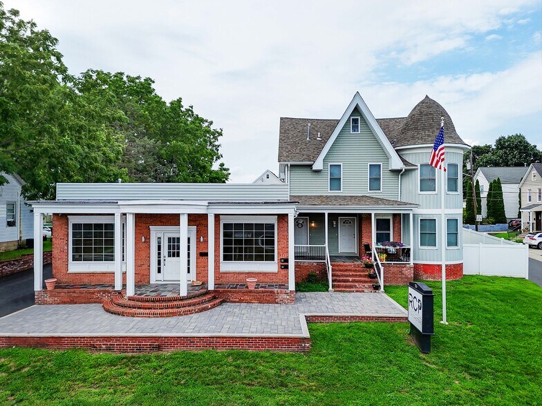 Primary Photo Of 215 Washington Rd, Sayreville Storefront Retail Residential For Lease