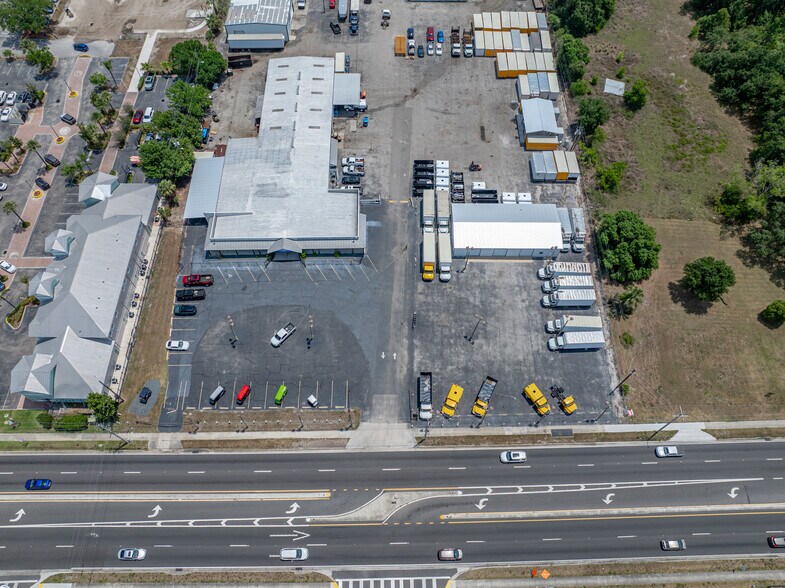 More Photos Of 2900 James L Redman Pky, Plant City Freestanding For Sale