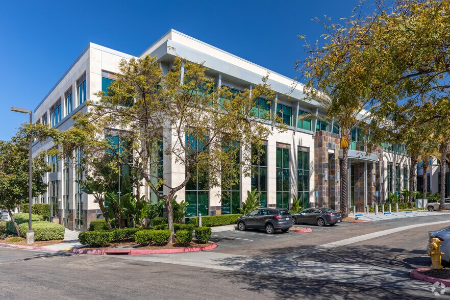 More Photos Of 9915 Mira Mesa Blvd, San Diego Office For Lease