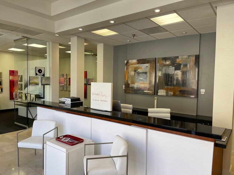 More Photos Of 72171 Highway 111, Palm Desert Storefront Retail Office For Sale