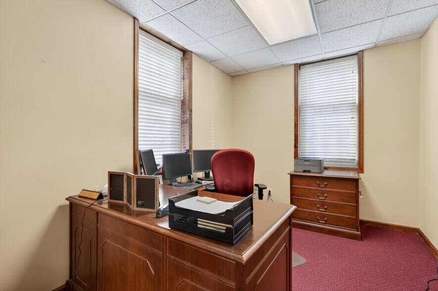 More Photos Of 1 W Main St, Marlton Office For Sale