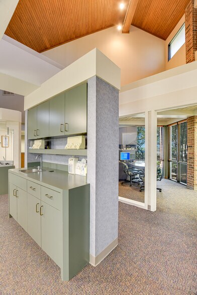 More Photos Of 13066 Research Hwy 183 Blvd, Austin Medical For Sale