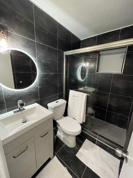 More Photos Of 641 NW 2nd St, Miami Apartments For Sale