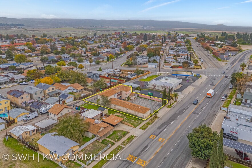 More Photos Of 130 Kern St, Taft Hotel For Sale