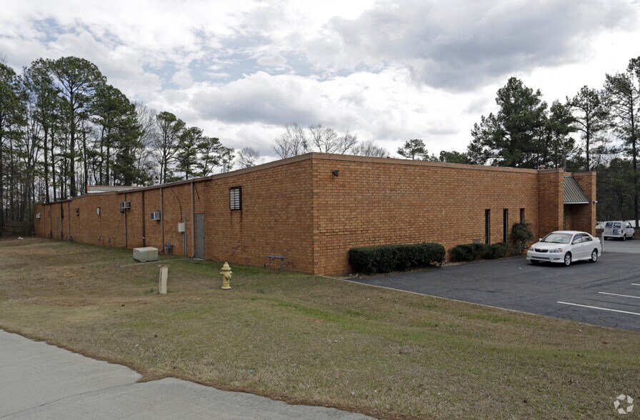 More Photos Of 4764 Hammermill Rd, Tucker Light Distribution For Lease