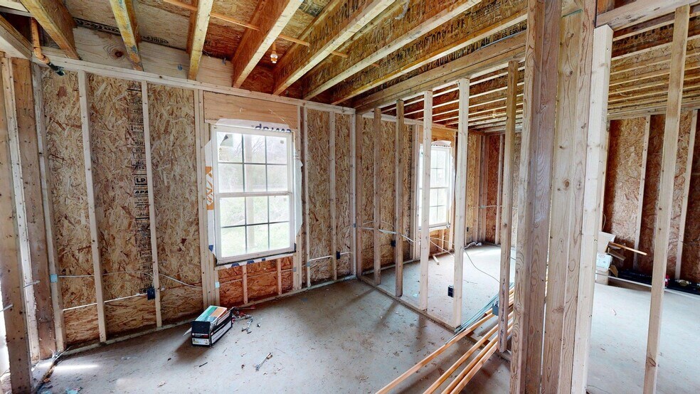 More Photos Of 57 Mill St, Cave Spring Multifamily For Sale