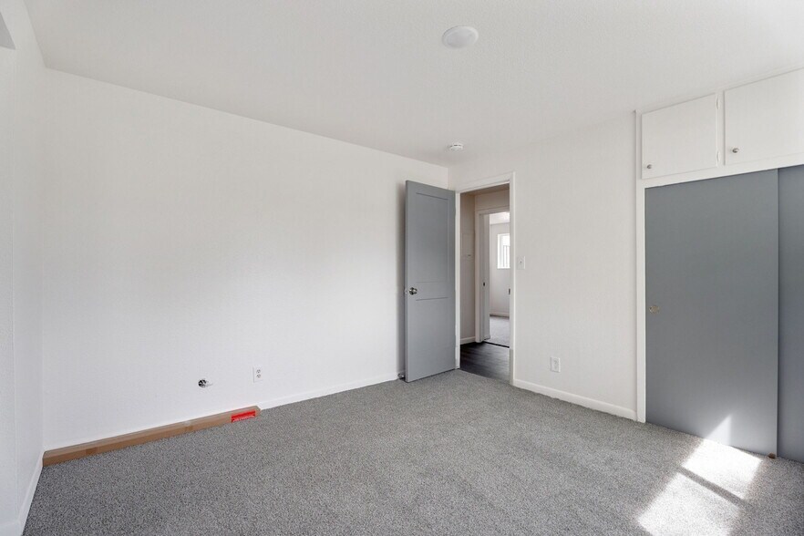 More Photos Of 1629 Azalea Dr, Fort Collins Apartments For Sale