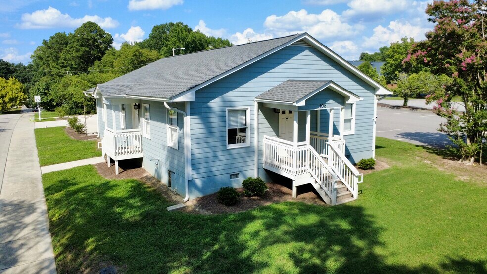 Primary Photo Of 108 Justice Heights St, Apex Medical For Sale