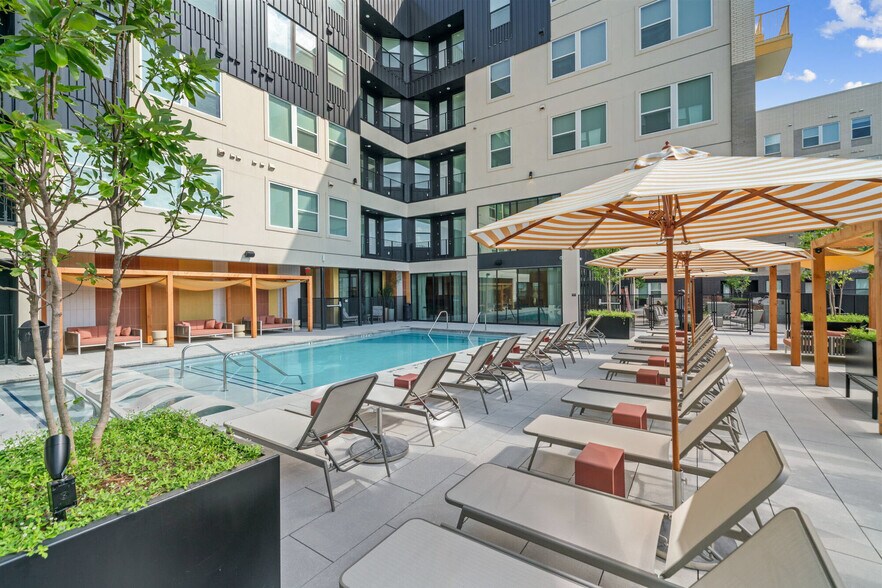 More Photos Of 2315 Navigation Blvd, Houston Apartments For Lease