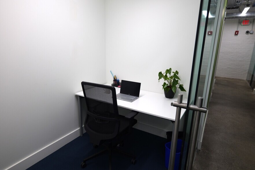 More Photos Of 111 Bain St, Greensboro Office For Sale