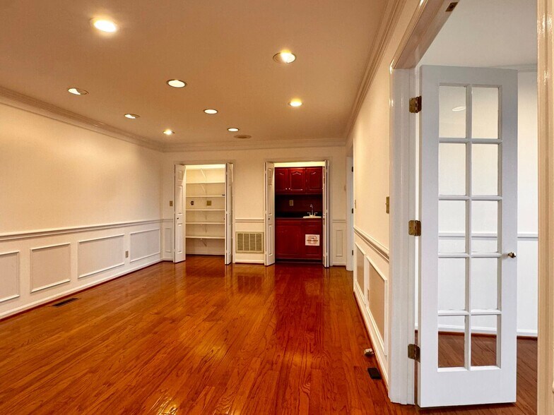 More Photos Of 2820 Hydraulic Rd, Charlottesville Apartments For Lease