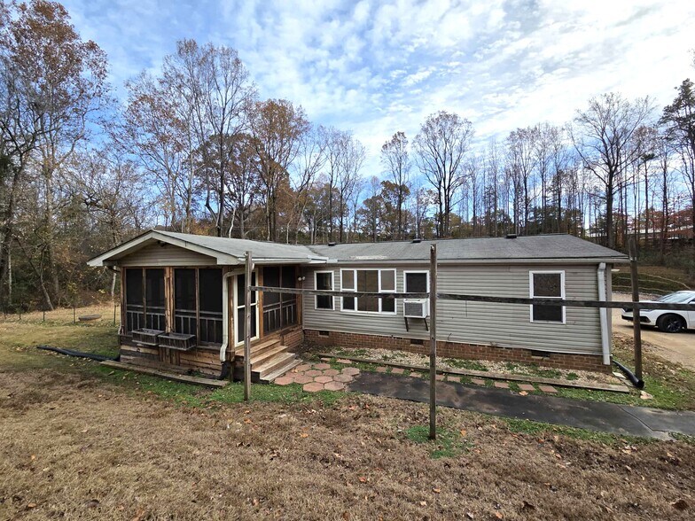 More Photos Of 12017 Moores Chapel Rd, Charlotte Land For Lease