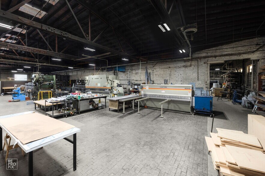 More Photos Of 2444 N Pulaski Rd, Chicago Warehouse For Sale