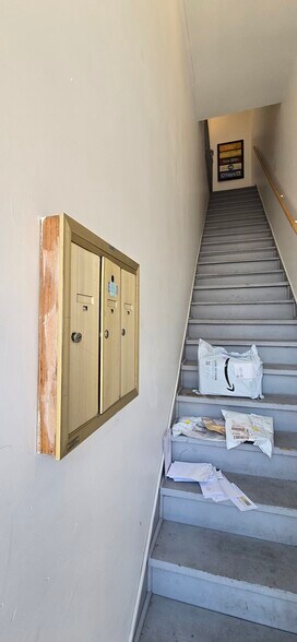 More Photos Of 1216 W Grand Ave, Chicago Storefront Retail Residential For Sale