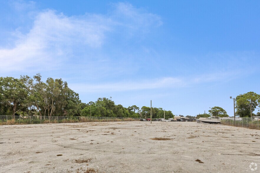 More Photos Of 3361 S US Highway 1, Fort Pierce Industrial For Sale