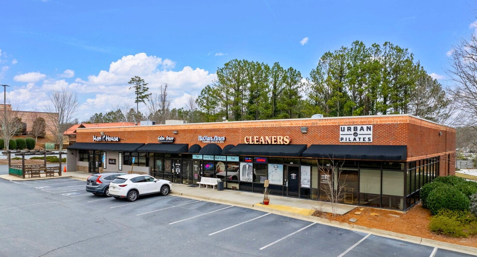 More Photos Of 4325 Suwanee Dam Rd, Suwanee Unknown For Lease