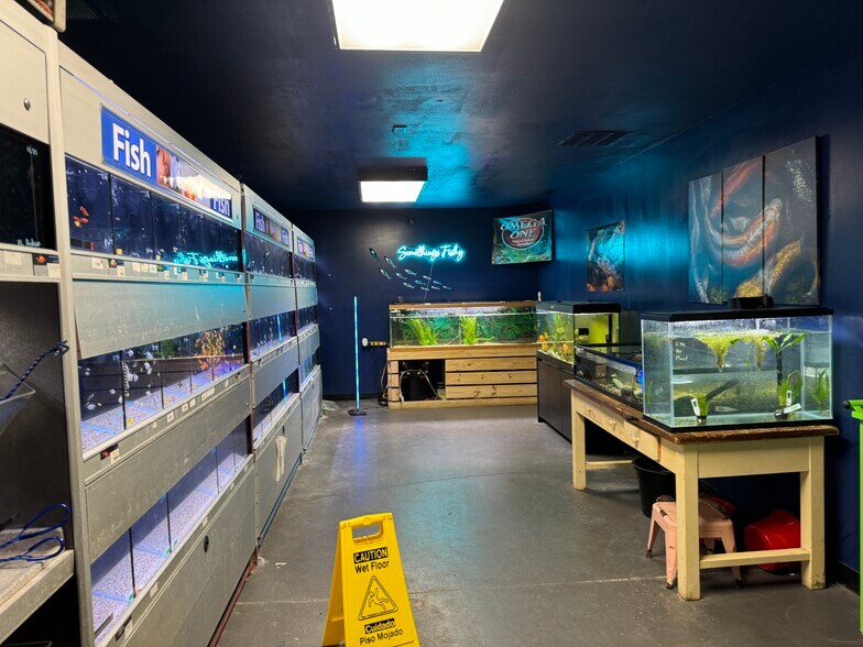 More Photos Of 1708 E Broad Ave, Rockingham General Retail For Sale