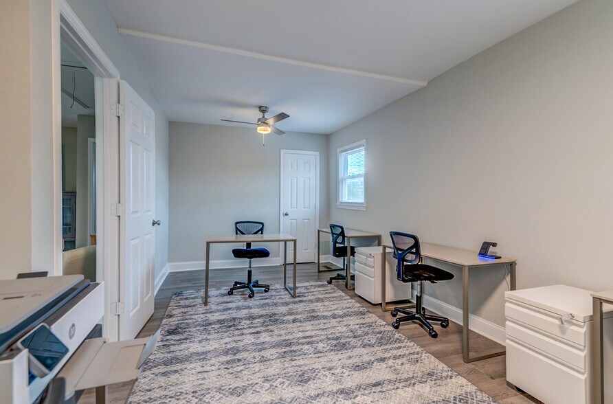 More Photos Of 2703 Spruill Ave, North Charleston Office For Sale