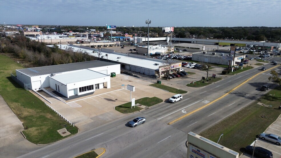 More Photos Of 16210 Clay Rd, Houston Auto Repair For Lease