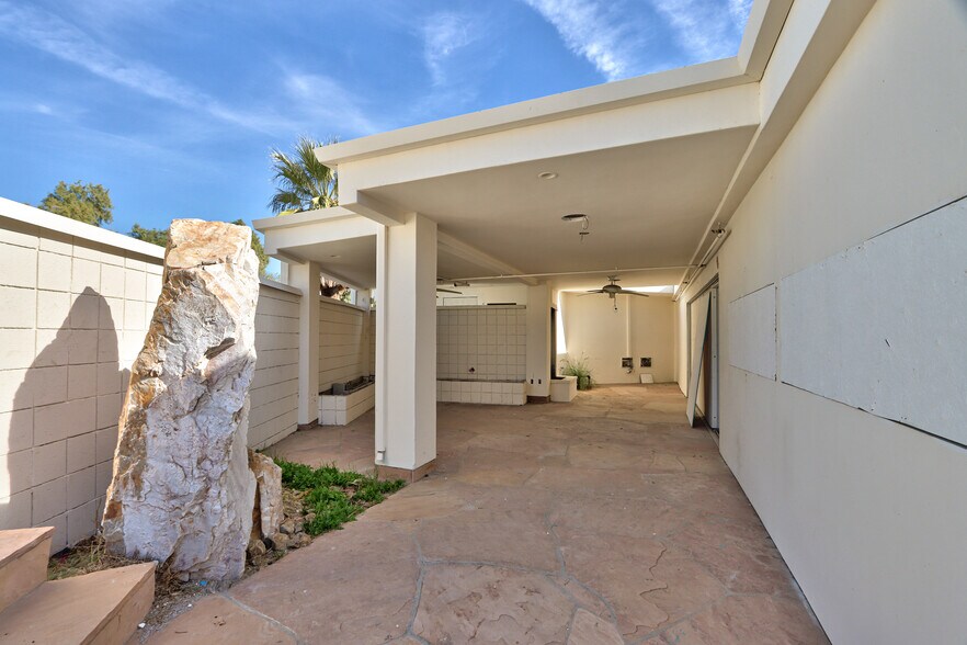 More Photos Of 2249 N Palm Canyon Dr, Palm Springs Hospitality For Sale