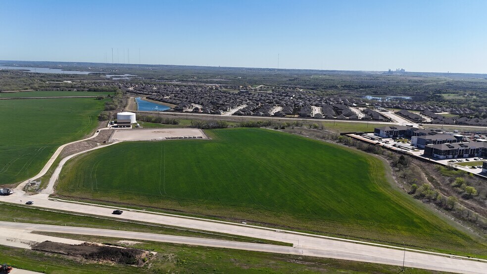 More Photos Of Hwy 360, Grand Prairie Land For Sale