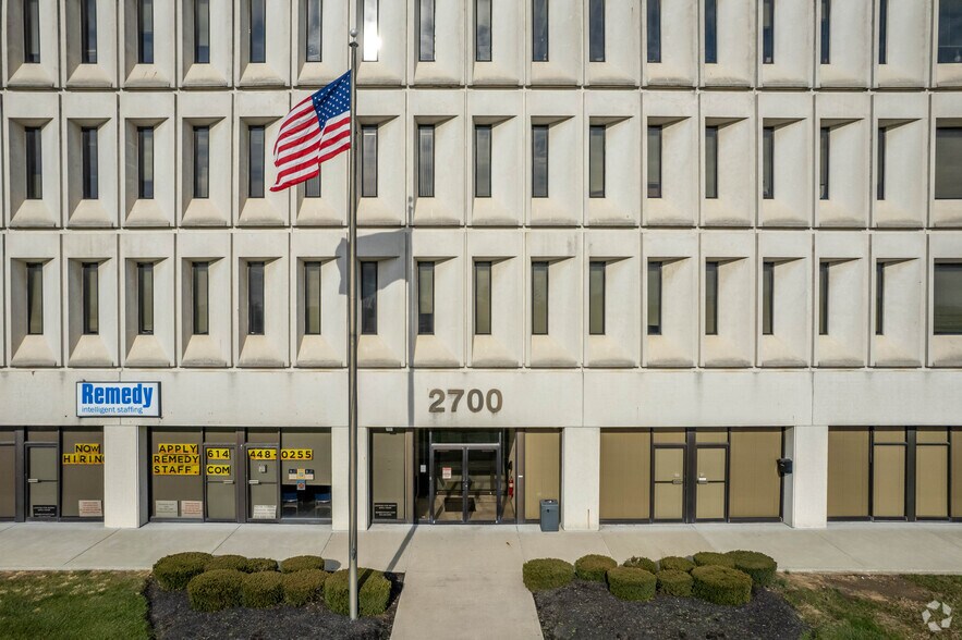 More Photos Of 2700 E Dublin Granville Rd, Columbus Office For Lease