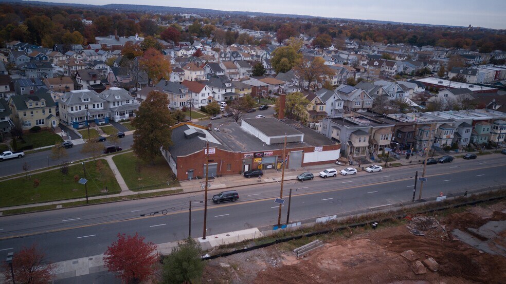 More Photos Of 828 Newark Ave, Elizabeth Warehouse For Lease