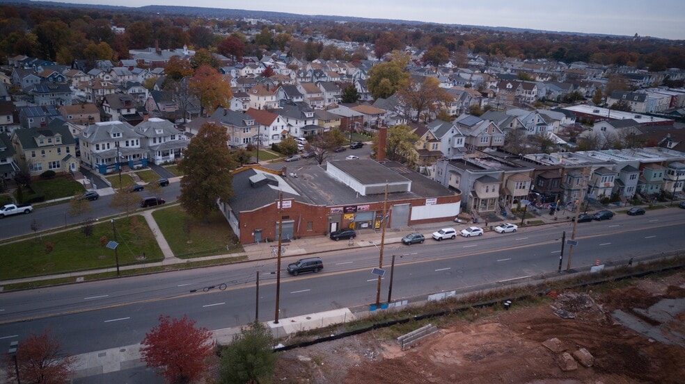 More Photos Of 828 Newark Ave, Elizabeth Warehouse For Lease