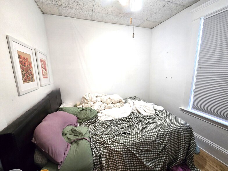 More Photos Of 2409 S Lyndale Ave, Minneapolis Multifamily For Sale