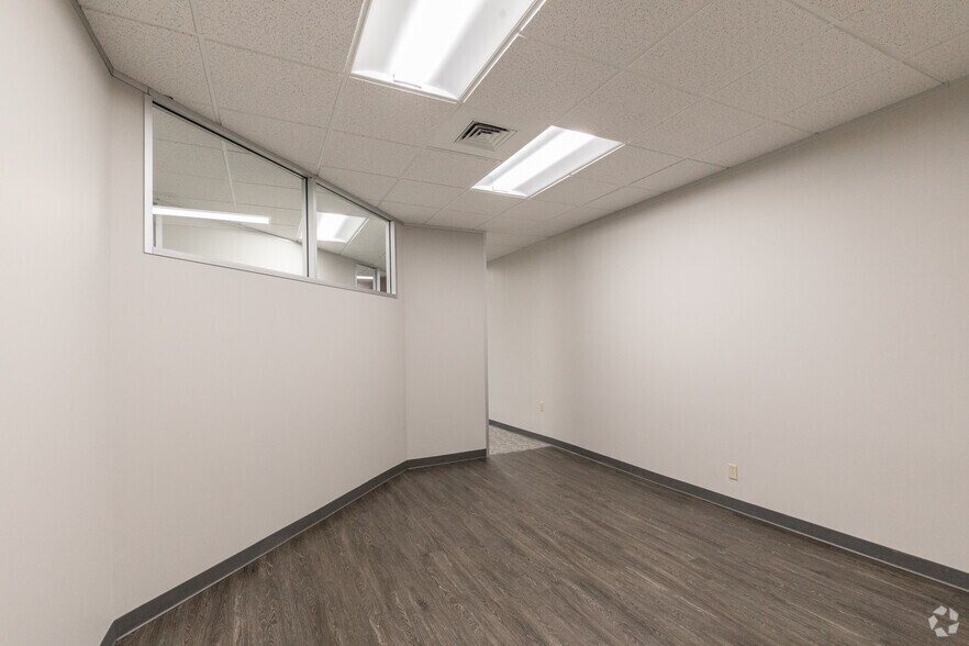 More Photos Of 16420 Park Ten Place Dr, Houston Office Residential For Lease