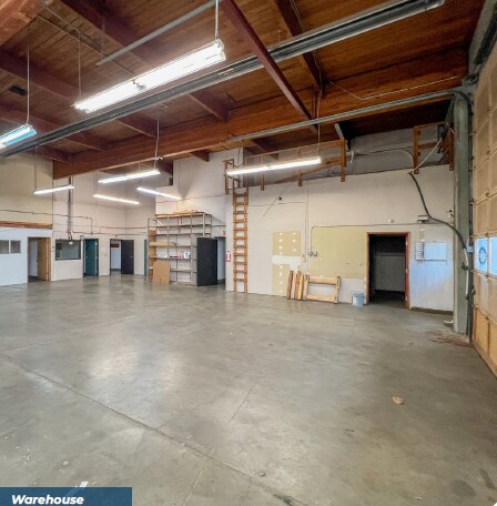 More Photos Of 5000 SE 25th Ave, Portland Warehouse For Lease