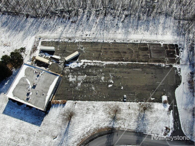 More Photos Of 178 Industrial Rd, Frackville Flex For Sale