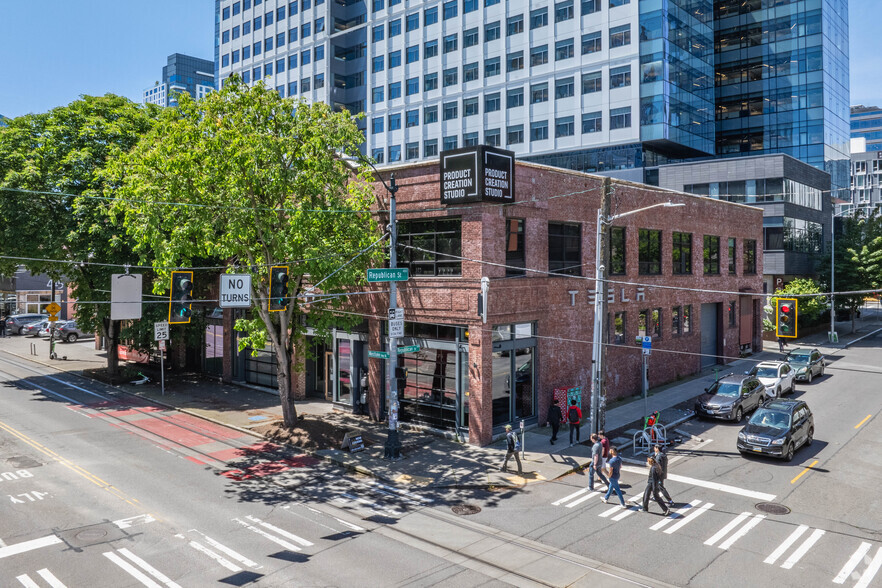 Primary Photo Of 425 Westlake Ave N, Seattle Storefront Retail Office For Sale