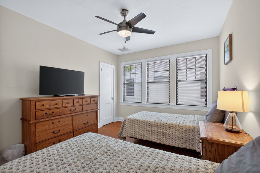 More Photos Of 1710 River Rd, Jacksonville Apartments For Sale