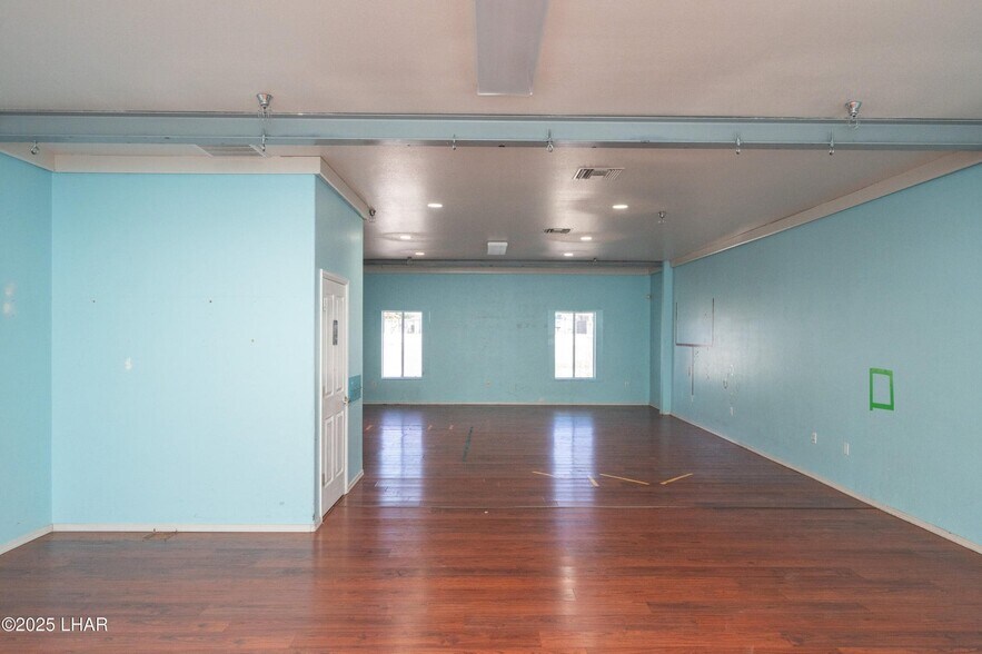 More Photos Of 1515 N Lake Havasu Ave, Lake Havasu City General Retail For Sale