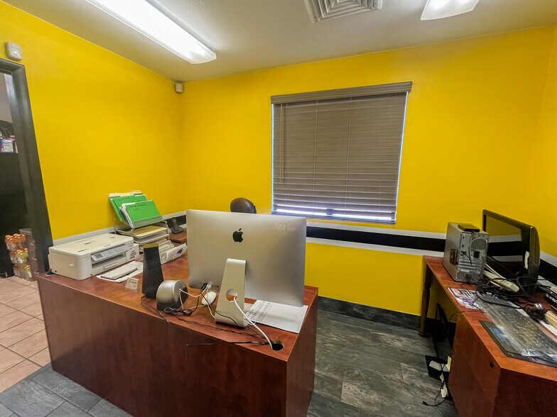 More Photos Of 1151 E State Route 89A, Cottonwood Auto Repair For Sale