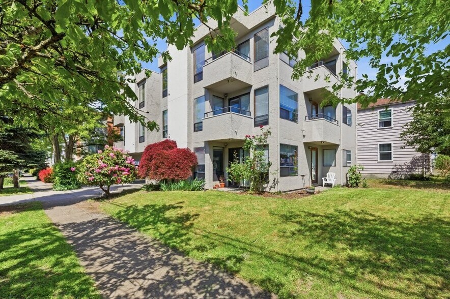 Primary Photo Of 1700 64th St NW, Seattle Apartments For Sale
