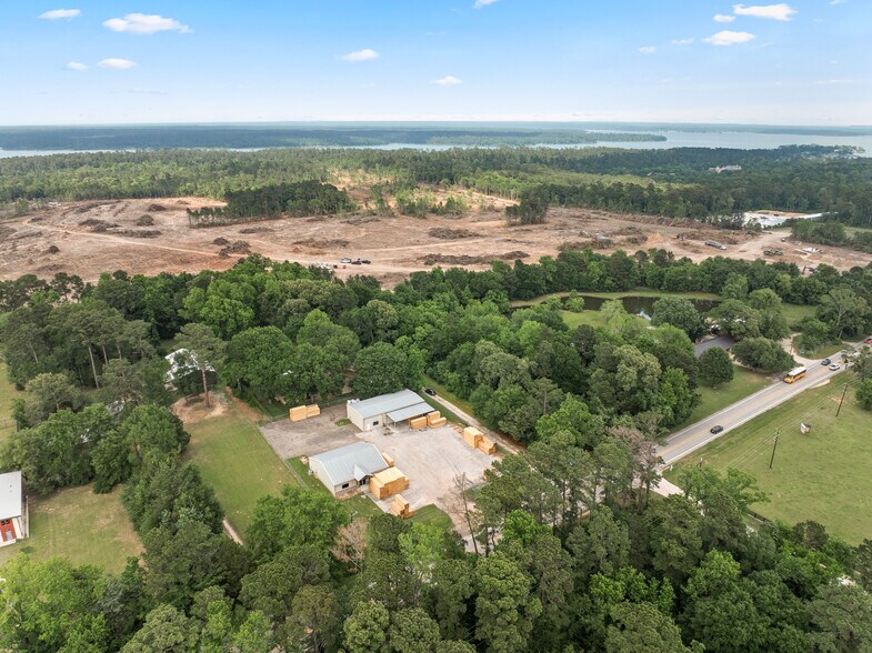 More Photos Of 18222 W FM 1097 Rd, Montgomery Flex For Lease