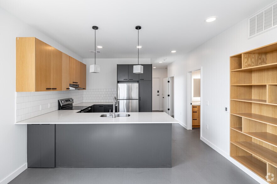 More Photos Of 337 SE 3rd St, Bentonville Apartments For Lease