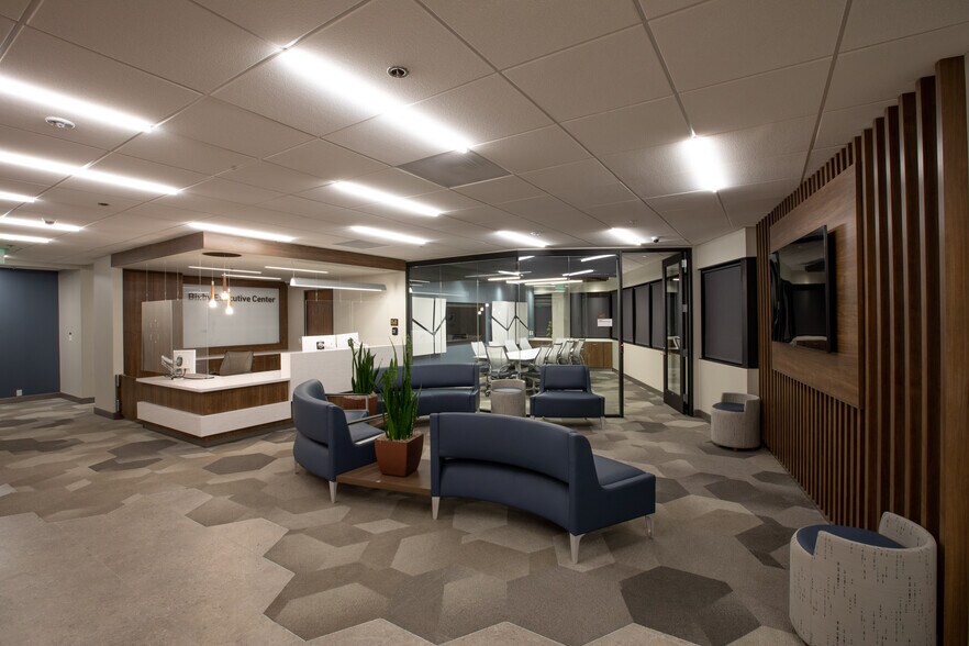 More Photos Of 4401 N Atlantic Ave, Long Beach Coworking Space